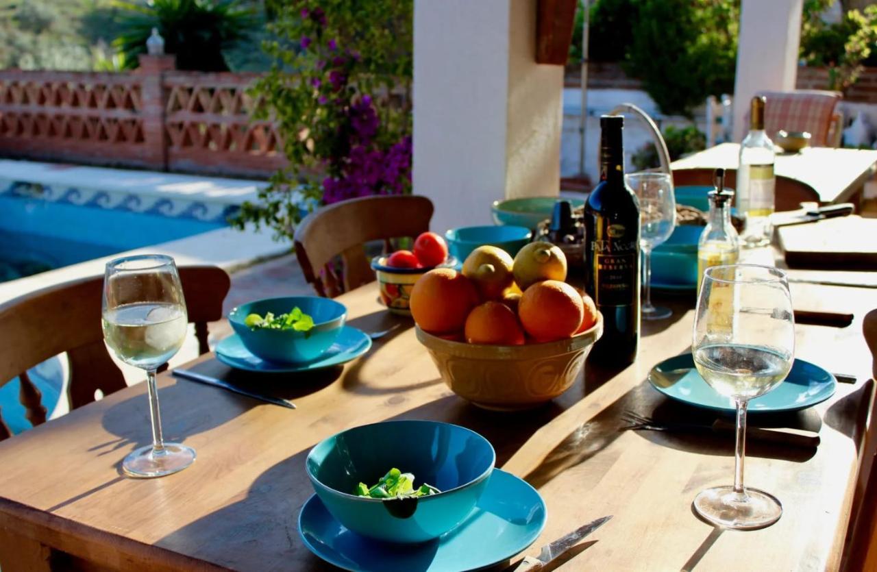 Peace And Tranquility At Montana Retreat Apartment Alora Bagian luar foto